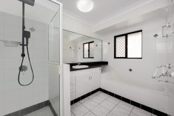 3 Ashburton Pl, Wakerley QLD 4154, Australia