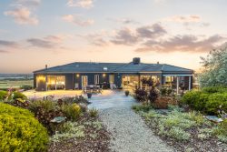 2140 Bellarine Hwy, Point Lonsdale VIC 3225, Australia