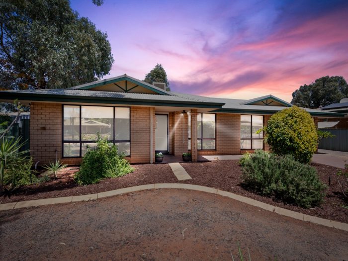 33 Bracklemann Dr, Boulder WA 6432, Australia