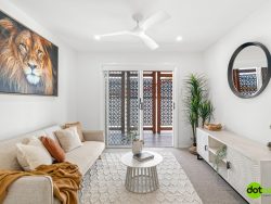 77 Buff Point Ave, Buff Point NSW 2262, Australia