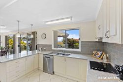 9 Calton Rd, Batehaven NSW 2536, Australia