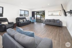 30 Camp St, Creswick VIC 3363, Australia