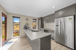 22 Cherrington Dr, Tranmere TAS 7018, Australia