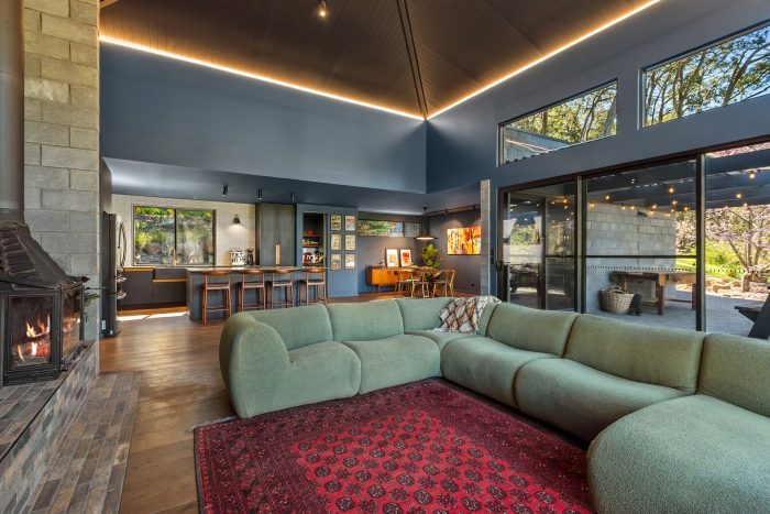 42 Christopher Cres, Woodend VIC 3442, Australia