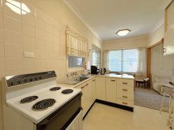 32 Clarke St, Young NSW 2594, Australia