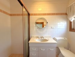 32 Clarke St, Young NSW 2594, Australia