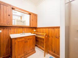 38 Clive St, Shepparton VIC 3630, Australia