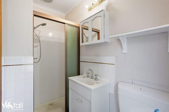 16 Croesus Ct, Lindisfarne TAS 7015, Australia