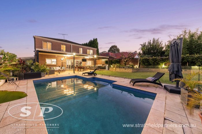 27 Currawang St, Concord West NSW 2138, Australia