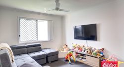 3 Dennis St, Walloon QLD 4306, Australia