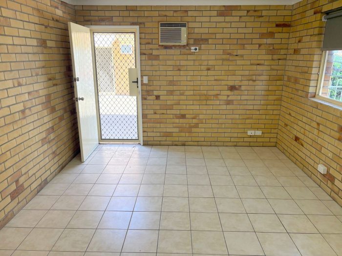 1/4-6 Dover St, Moree NSW 2400, Australia