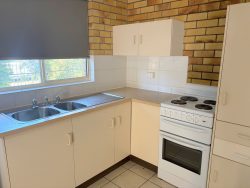 1/4-6 Dover St, Moree NSW 2400, Australia