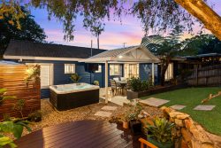 15 Woolard Road, Springfield NSW 2250