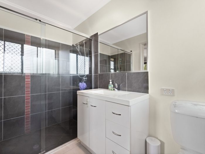 74 Palm Way, Dundowran Beach QLD 4655, Australia