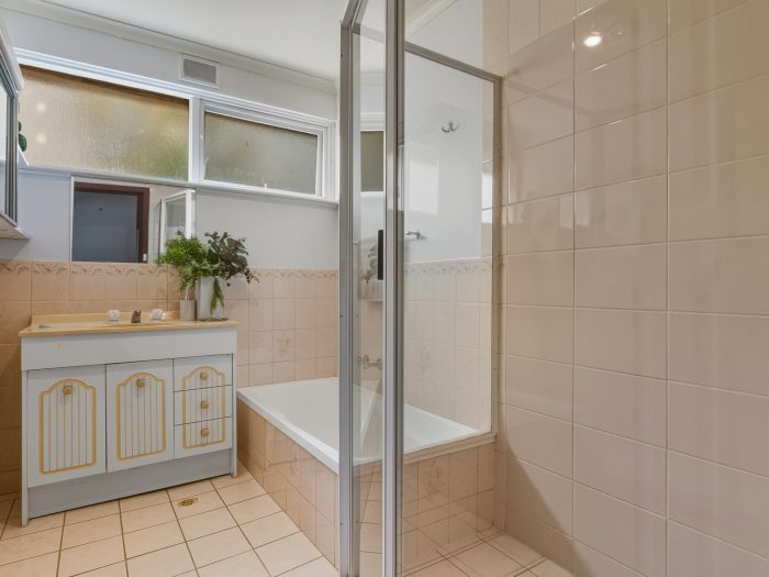 1 Fergus Ave, Christies Beach SA 5165, Australia