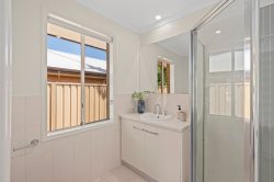 10 Flag St, Seaford Meadows SA 5169, Australia