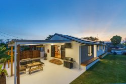 9 Fraser Dr, Tweed Heads South NSW 2486, Australia