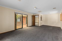 1 Freeling Cres, Greenwith SA 5125, Australia