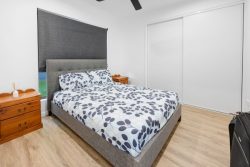 5 Jennifer Ct, Bucasia QLD 4750, Australia