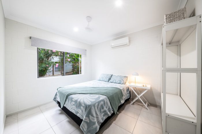 83 Gloucester Ave, Hideaway Bay QLD 4800, Australia