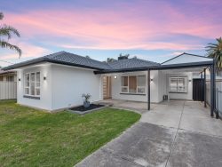 84 Glynville Dr, Hackham West SA 5163, Australia