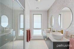 69 Hallett Dr, Rokeby TAS 7019, Australia