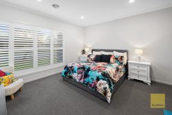 5 Harris Ave, Hoppers Crossing VIC 3029, Australia