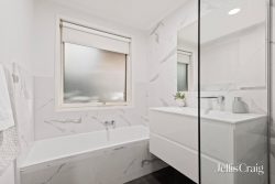 9 Helston Ct, Croydon Hills VIC 3136, Australia