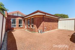Unit 3/100 Hertford Rd, Sunshine VIC 3020, Australia