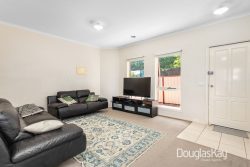 Unit 3/100 Hertford Rd, Sunshine VIC 3020, Australia