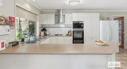 136 High St, Howlong NSW 2643, Australia