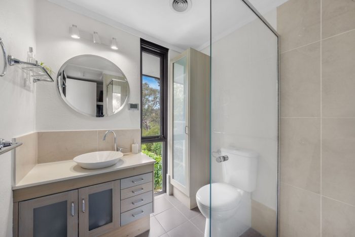 7 Johnson Pl, Karabar NSW 2620, Australia
