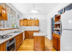 286 Agnes St, The Range QLD 4700, Australia