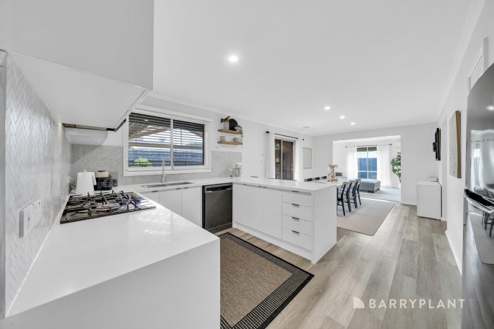 55 Lancaster Dr, Point Cook VIC 3030, Australia