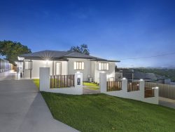23 MacGregor St, The Range QLD 4700, Australia
