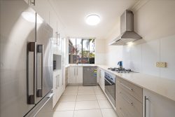 Unit 17/65 Manooka Dr, Tranquile Units, Cannonvale QLD 4802, Australia