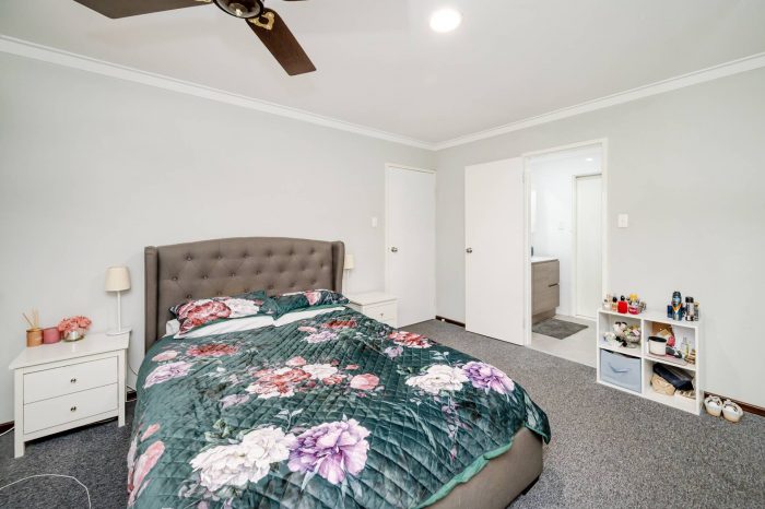 10 Claygate Way, Kingsley WA 6026, Australia