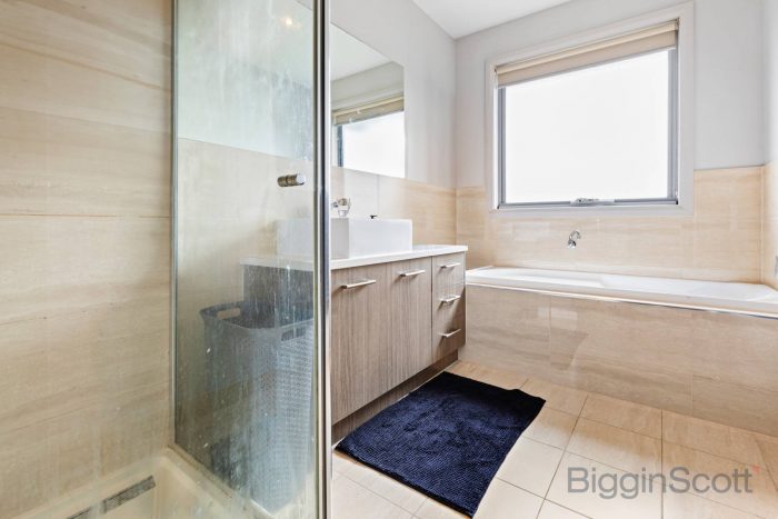 Unit 1/4 Walmer Rd, Derrimut VIC 3026, Australia