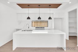 10 Montestella St, Deanside VIC 3336, Australia