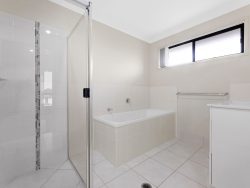 16 Golf Cres, Craignish QLD 4655, Australia