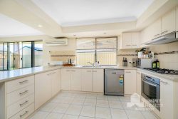 16 Romney Way, Eaton WA 6232, Australia