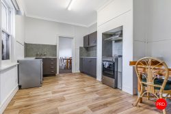 413 High St, Golden Square VIC 3555, Australia