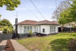 23 New Rd, Oak Park VIC 3046, Australia