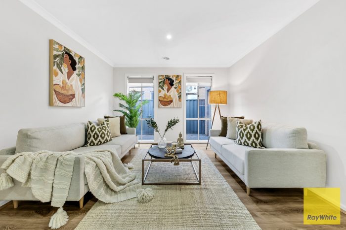 10 Ningaloo St, Tarneit VIC 3029, Australia