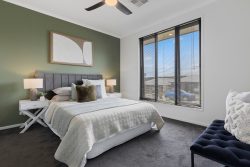 33 Noble Cct, Onkaparinga Heights SA 5163, Australia