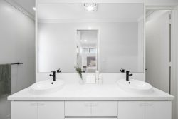 3 Penzance St, Bassendean WA 6054, Australia