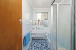 22 Lukin Way, Bassendean WA 6054, Australia