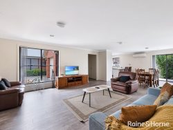 Unit 7/101 Lambert St, Bathurst NSW 2795, Australia