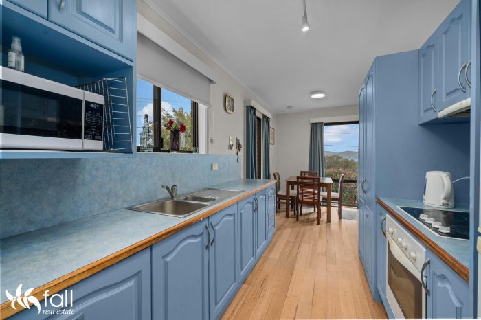 63 Penna Rd, Midway Point TAS 7171, Australia