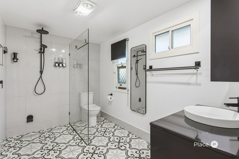 10 Kabura St, Clontarf QLD 4019, Australia